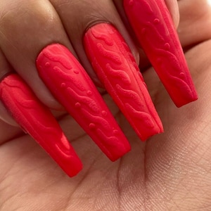 RED SWEATER- Press on nails-luxury nails-holiday nails-sweater nails- sweater nail art nails-Xmas nails-Christmas nails