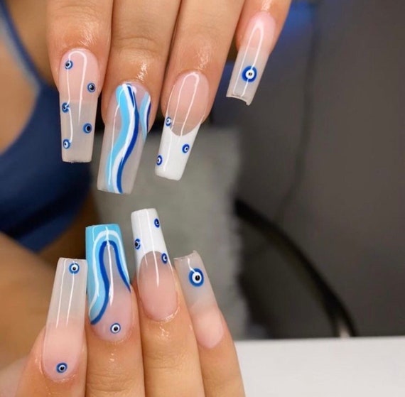 OJO PROTECTOR-press on nails-luxury nails-evil eye nails-glue on nails-gel nails-long short nails-coffin nails-fake nails-French nails-nail