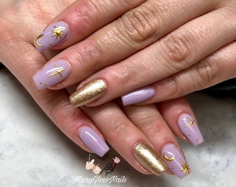 COSMOPOLITAN-Press on nails-luxury nails-moon and stars nails-moon nails-lilac nails-purple nails-glue on nails