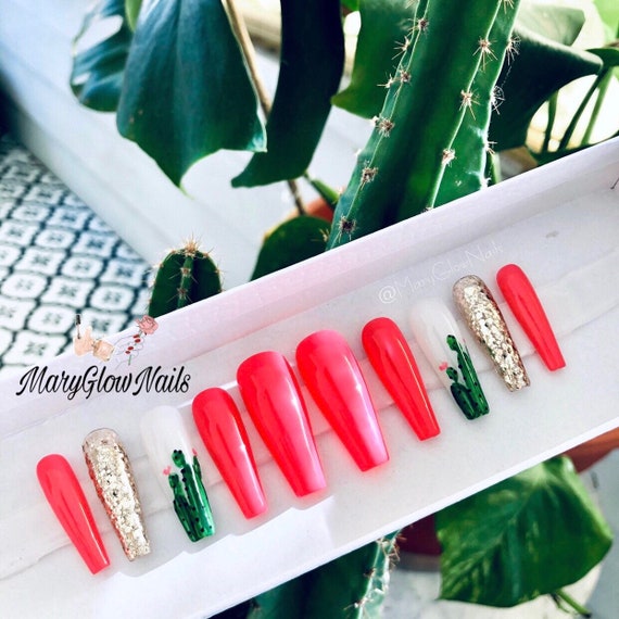 CACTUS LOVER- Press On Nails. Nail Art Nails. Reusable Nails