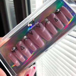 MUSE-press on nails-glue on nails-evil eye nails-pink nails-luxury nails-gel x nails-gel extensión nails image 2