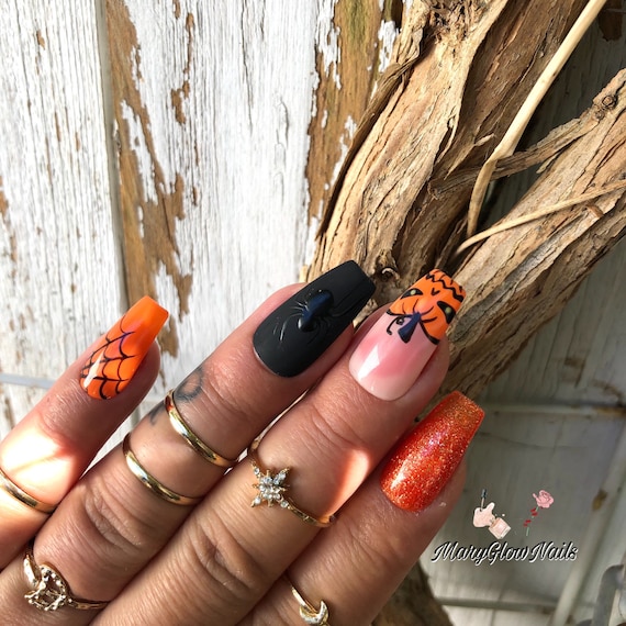 PUMPKIN- press on nails- Halloween nails. Reusable nails- luxury