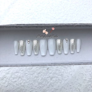 ALONDRA-Press on nails-Christmas white nails-white nails-one color nails-glitter nails-luxury press ons image 4