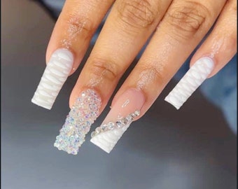 DREAM BRIGHT- white nails-press in nails-bride nails-luxury nails-glue on nails-gel x nails-gel extensions-party nails-fast shipping nails