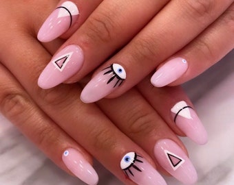 MUSE-press on nails-glue on nails-evil eye nails-pink nails-luxury nails-gel x nails-gel extensión nails