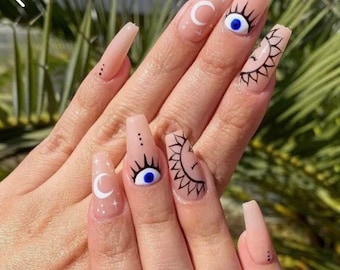 ALIGNEDDD-Press on nails-luxury nails-boho nails-nail art- sun nails-short long nails-glue on nails-aesthetic nails