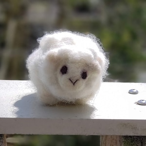 needle felted Easter gift Needle felted sheep gift for her, wool roving, handmade gift, cute,best selling, easter basket Merino felting wool