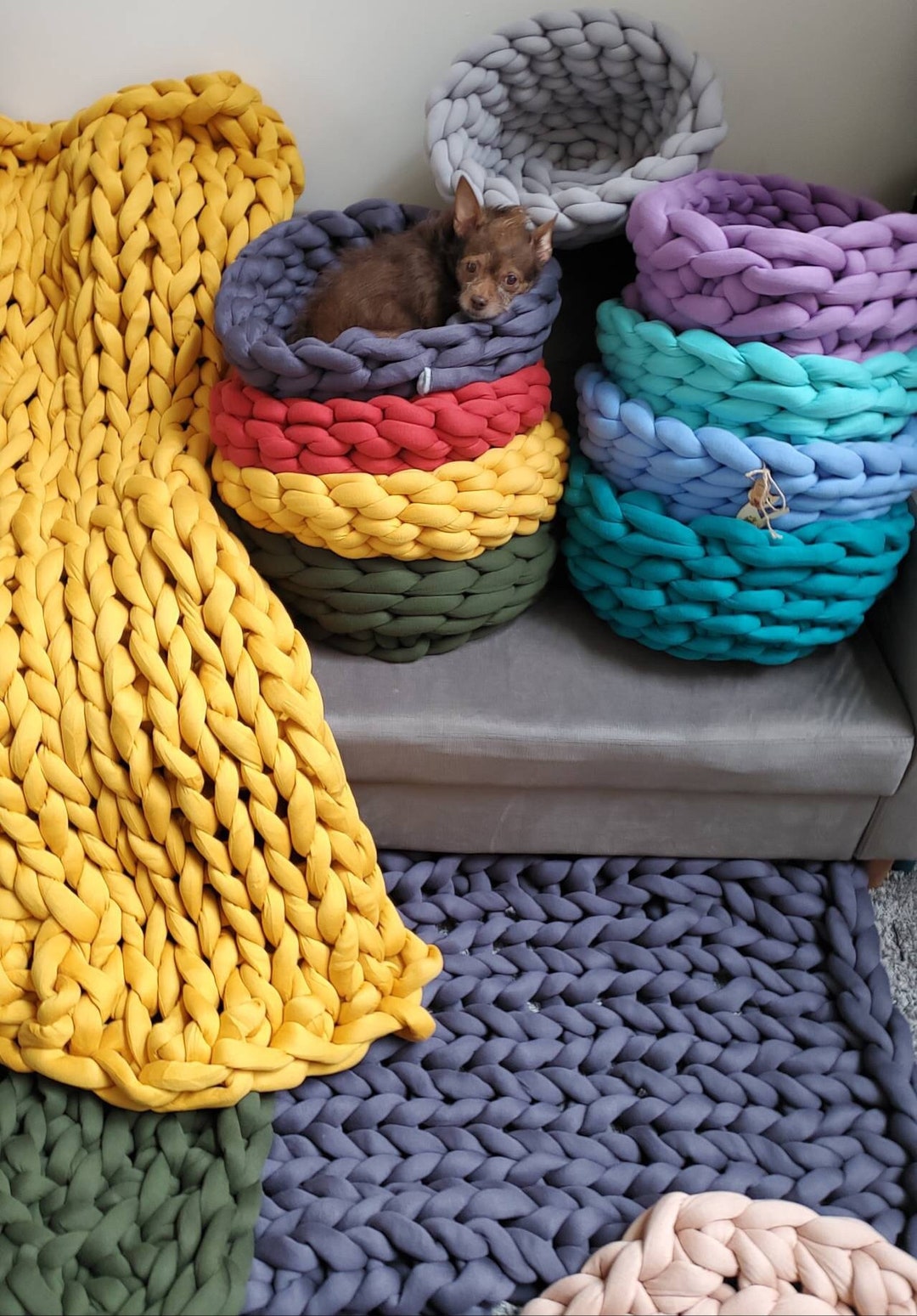 Chunky Knit Dog Bed, Chunky Knit Cat Bed, Cat Cave, Crochet , Arm Knit