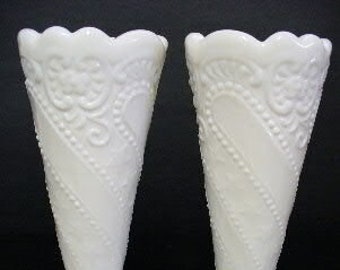 2 EAPG Eagle Glass Manufacturing Co. Starbrite Milk Glass Vases 1899 Beads Stars and Scrolls Vase Vases