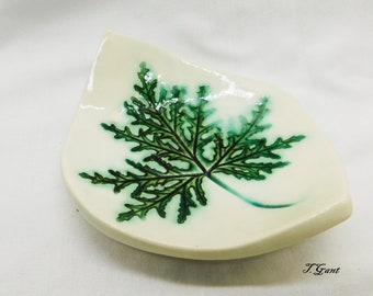 2003 Signed Studio Art Pottery Geranium Flower Leaf Trinket Dish Organic Fauna