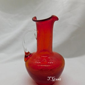 Vintage Pilgrim Amberina Crackle Glass Miniature Pitcher Jug Made 1949-69 Drop Over Handle