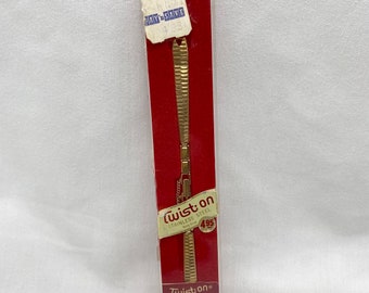 Vintage NIB Twist On by Speidel 3050/3 89R Stainless Steel Gold Tone ladies Delicate Wristband Watch Band