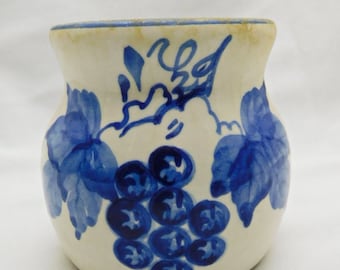 Knesseth Denisons Pottery Jar Grapes and Leaves Blue & White Dorchester