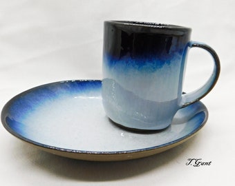 Signed 1977 Peter Pots Studio Art Pottery Cup & Tid Bit Underplate or Saucer Seagull Blue