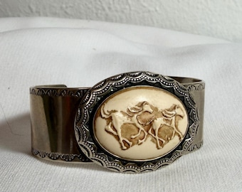 Vintage Carolyn Pollack & Andrew Rodriguez Wild Horses 925 Sterling Silver Cuff Bracelet
