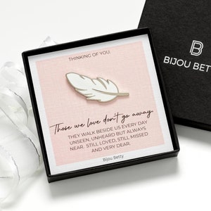 Beileid Geschenk Emaille Feder Pin Gedenkstätte Andenken Trauerfall