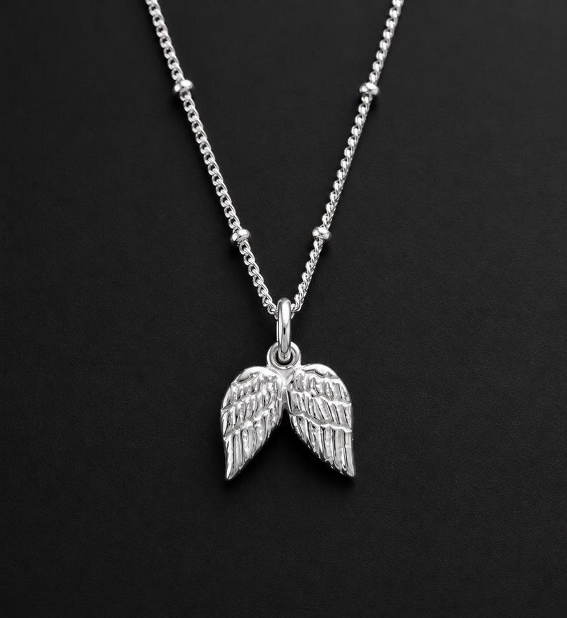 Silver angel wing necklace