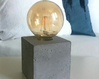 Table lamp "Willi" made of gray concrete, cube