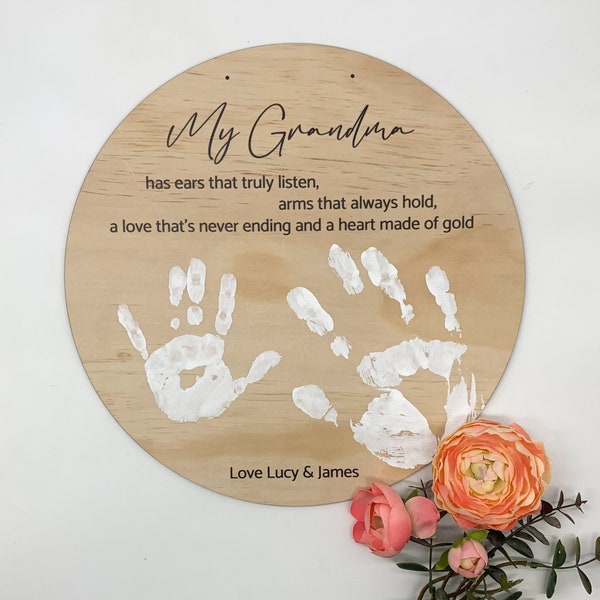 Handprint plaque, Mother's Day Gift, Wooden Mother's Day Plaque,