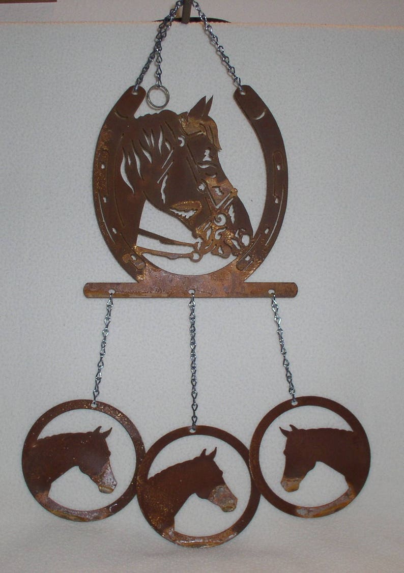 Horse head in the lucky shoe wind chime