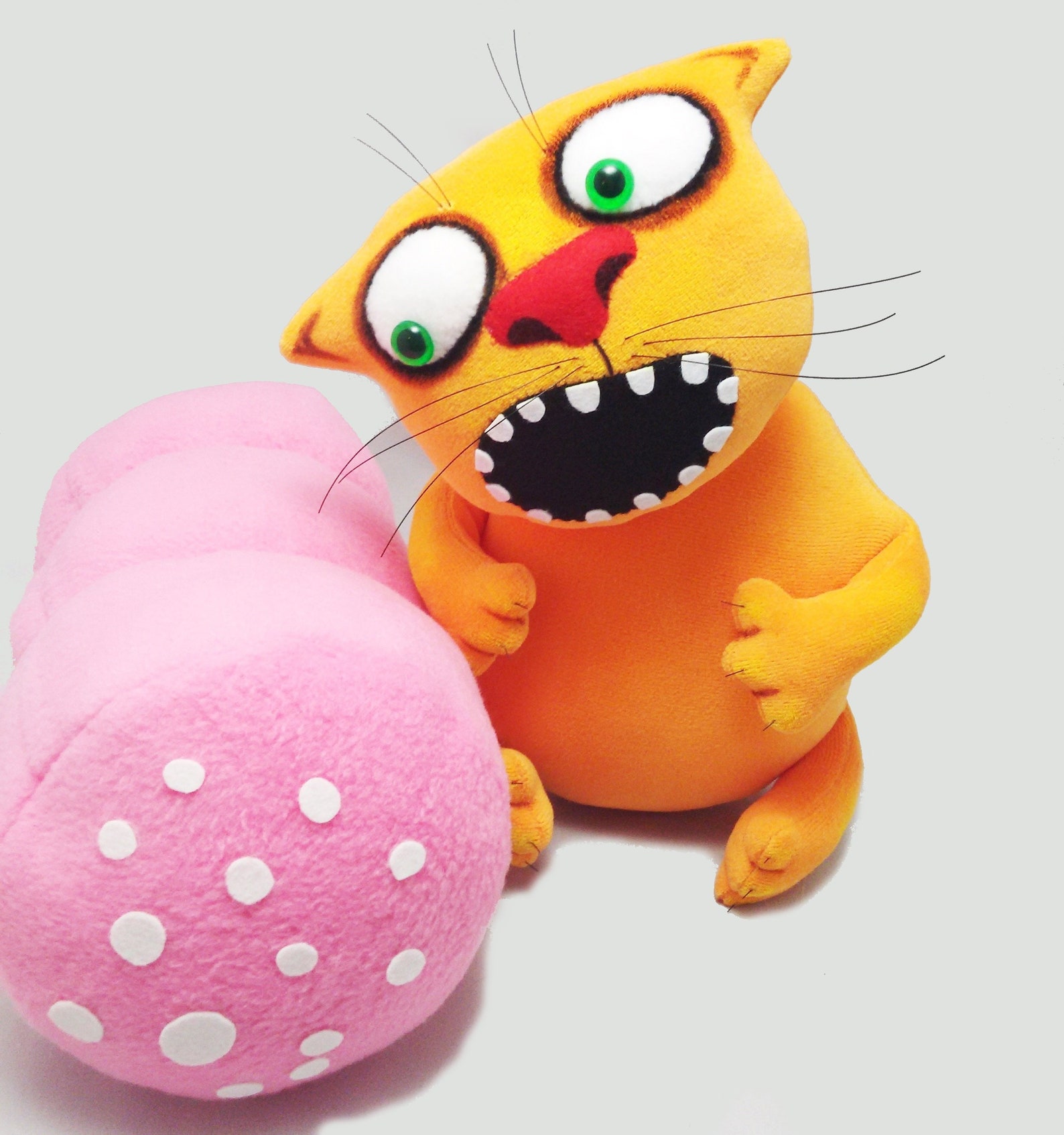 кот сосиска игрушка. кот батон подушка длинная. прикольные мягкие игрушки. кот сосиска игрушка. коты сосиски мягкие игрушки.