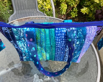 Blue quilted tote bag.  Fun colourful patchwork bag.