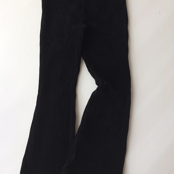 Flared Pants - Rib Flare Legging für Mädchen - Gerippte Jersey Schlaghose für Mädchen - BOHO Bell Kinderhose - schwarze Hose