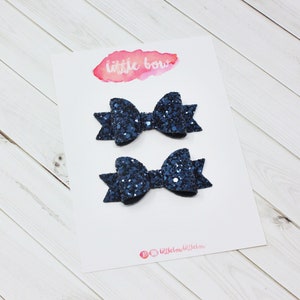 Conjunto de laço de cabelo com glitter azul marinho | Laços de cabelo para festa | Laços de cabelo escolares