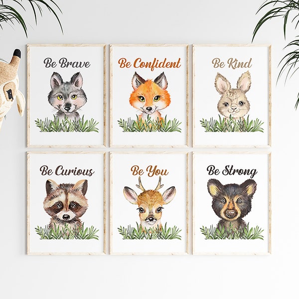 Afdrukbare set van 7 Safari Animal Nursery kunstafdrukken aan de muur. Safari kinderkamer decor, digitale kinderkamer print, kindermuurkunst, genderneutrale prints