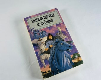 Silver on Tree by Susan Cooper Vintage Fantasy paperback book Newberry Medal. Moral vision of Tolkien and CS Lewis.