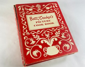 Betty Crocker&#39;s Picture Cook Book FIRST EDITION Rare & Collectible Cookbook Vintage binder circa 1960, sixth printing.