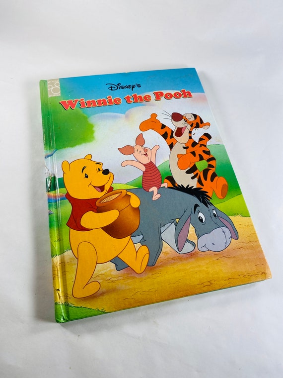 Winnie the Pooh Vintage Walt Disney Book Beautifully Illustrated