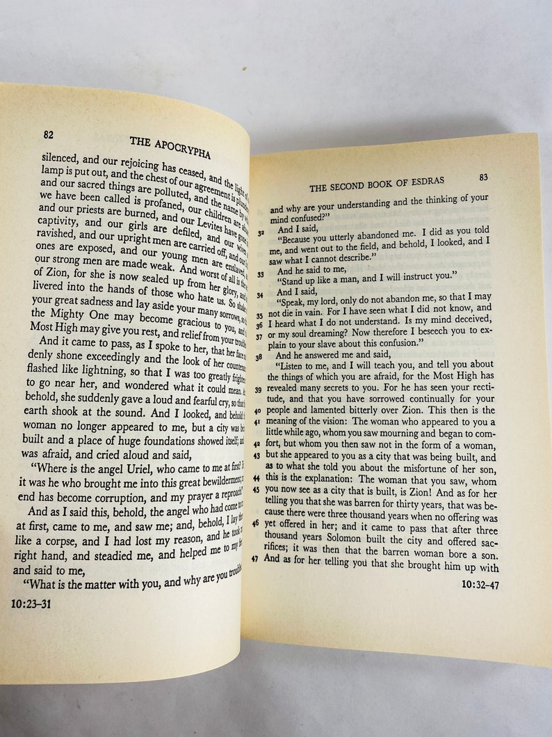The Apocrypha Vintage Paperback Book Edgar Goodspeed Circa Etsy