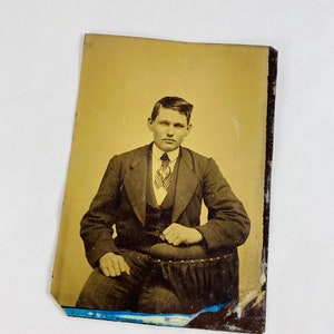 Civil War era Tin Type Photo of young man teenage boy in suit Antique photograph vintage picture daguerreotype