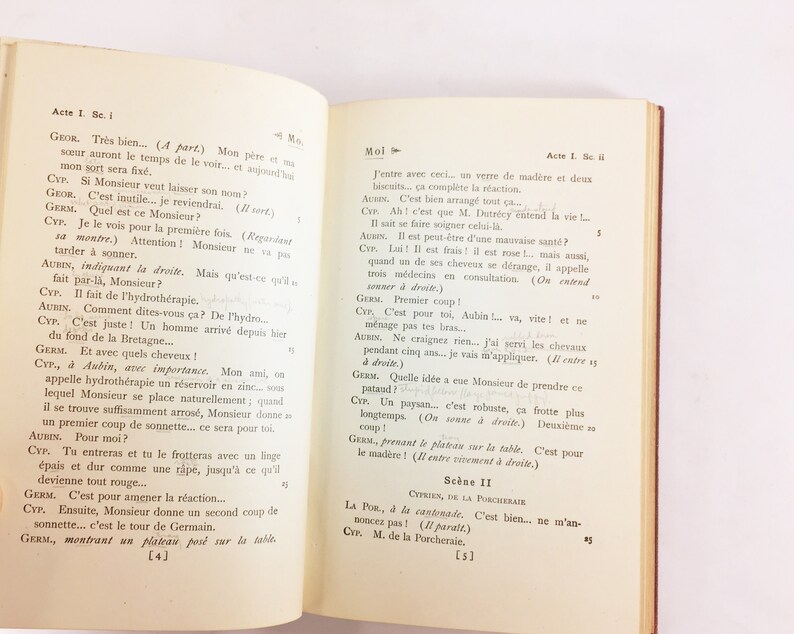 May include: A page from a French play, "Cyprien, de la Porcheraie." The text is in French and describes a scene where a character is being treated with hydrotherapy. The text mentions a zinc reservoir, a sonnette, and a glass of Madeira.