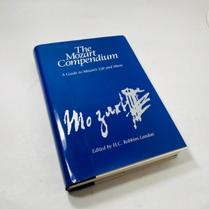 Mozart Compendium Life & Music BEAUTIFUL vintage book by Robbins Landon LARGE collectible orchestral music biography composer symphony