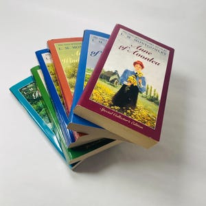 1992 Anne of Green Gables vintage paperback books by LM Montgomery Island Rilla of Ingleside Rainbow Valley House of Dreams Windy Poplars
