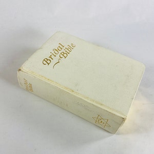 1939 Bride&#39;s Bible vintage bridal Tanakh White and gold Jewish Pentateuch Holy Scriptures Torah Judaism five scroll Wedding gift prop