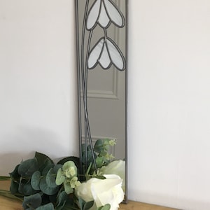Espejo con efecto vitral estilo Rennie Mackintosh, estilo art nouveau, hecho a mano, regalo campanillas de invierno, 10 x 40 cm (3,74 x 15,75 pulgadas)