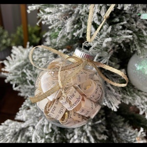 Book Pages Ornament Ball, Book Ornament, Christmas Decoration, Christmas Bauble, Teacher Gift, Book Lover,