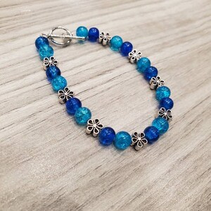 Royal Blue and Turquoise Cracked Glass and Flower Bead Bracelet, Blue and Silver Bead Bracelet, Gift For Her
