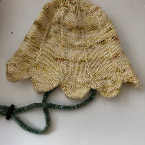 Toddler size yellow flower hat 19” with strap