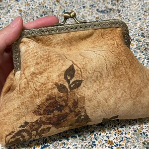 Suede clasp pouch, Suede clasp coin purse, leather coin pouch, unique leather pouch, clasp purse