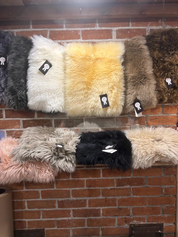 Sheepskin 'medium' Rectangle Cuts: Merino Woolmark Shearling