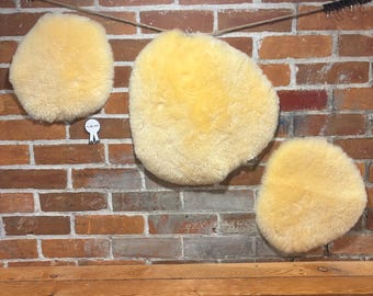 Piel de oveja de grado médico con formas redondeadas: Felpudos multiusos de merino auténtico Woolmark