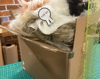 Retazos de piel de oveja Merino Woolmark: Restos de cuero curtido vegetal a granel