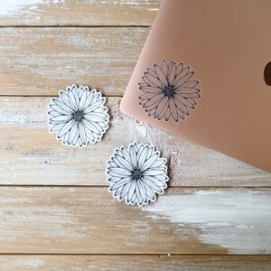 Daisy STICKER | Clear Matte, Daisy Car Sticker, Daisy Drawing, Flower Sticker, Daisy Line Drawing, Die Cut Sticker, Laptop Sticker image 5