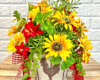 Farmhouse Table Decor with Rooster and Sunflowers, Rooster Decoration, Sunflower Arrangement, Centerpiece for Table, Yellow and Red