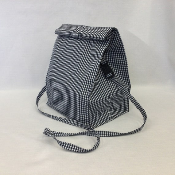 large lunch bolsa with shoulder strap