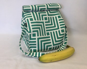 Extra Large Lunch Bag with Adjustable and Removeable Shoulder Strap/Gift Bag/Fabric Picnic Bag/Green and White Storage Bag